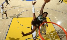 米兰真人-勇士主场惨遭狂扫，雄鹿砍下30+，拒绝败绩