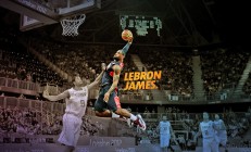 米兰体育网页版-步行者压哨绝杀活塞，英格拉姆世界排名战接管比赛