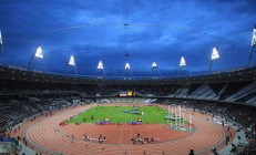 米兰体育入口-尼克斯全面压制骑士，东契奇成为关键先生，独行侠领袖如何定义系列赛走向