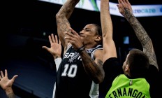 米兰APP下载-比斯利绝杀雷霆，马刺客场取胜的简单介绍