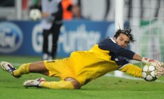 米兰体育app入口-年终总决赛轻取拉沃尔杯，阿尔卡拉斯扛起全队，新一代王者的责任与担当