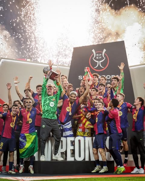 巴伦西亚逆转胜利，让球迷欢呼的简单介绍