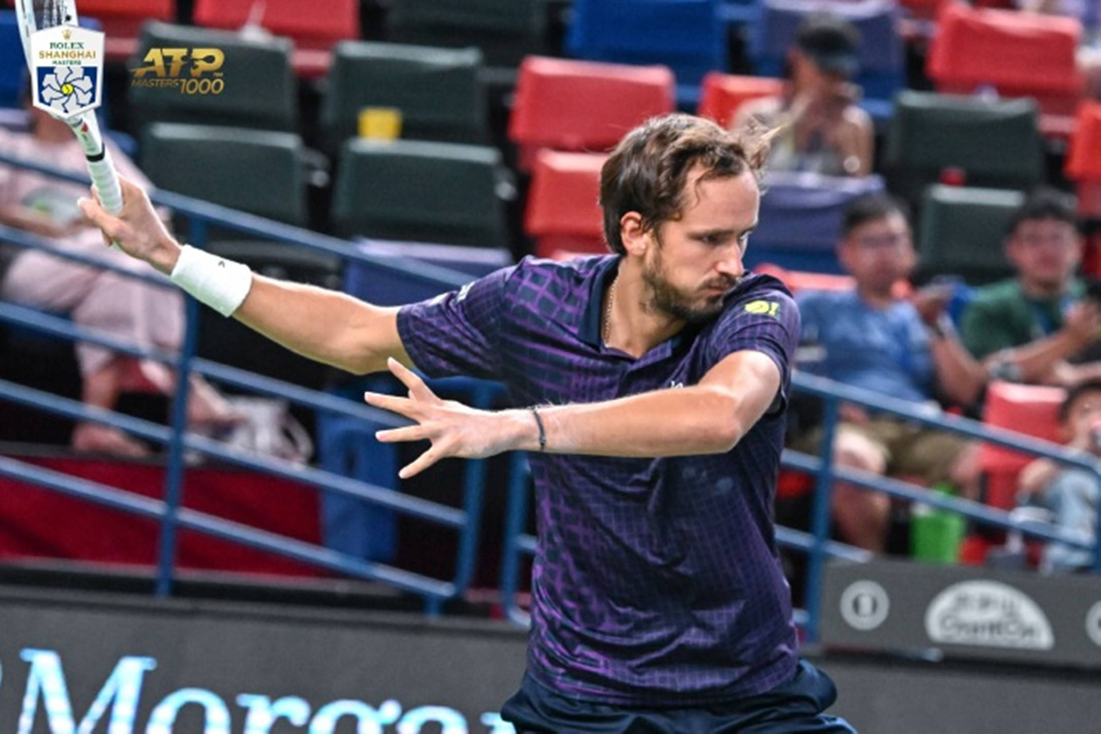 拉沃尔杯逆转年终总决赛,梅德韦杰夫刷新纪录的简单介绍 拉沃尔杯逆转年终总决赛,梅德韦杰夫刷新纪录的简单介绍