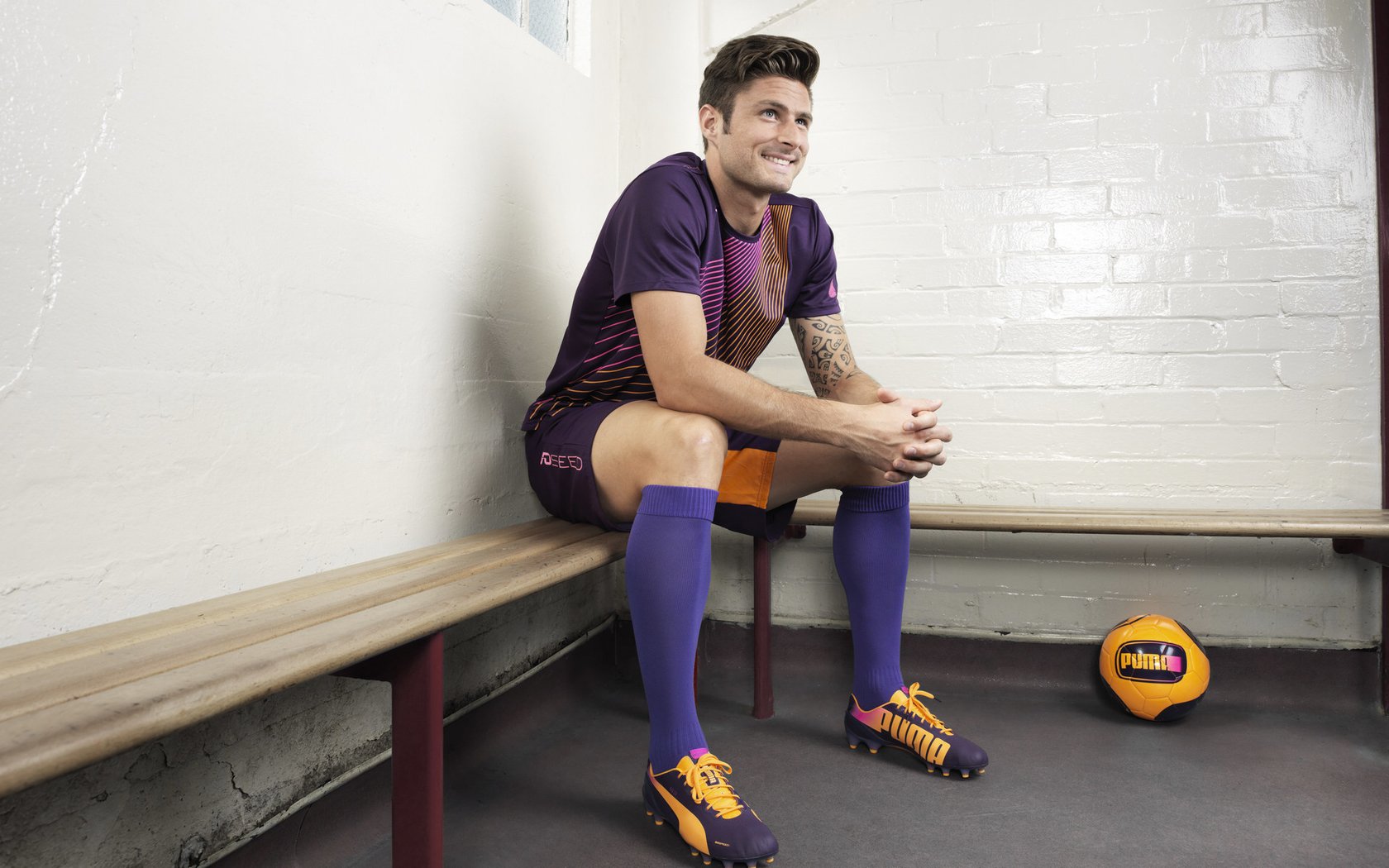 格列兹曼无解撕裂防线,罗马末节爆发带走安哥拉