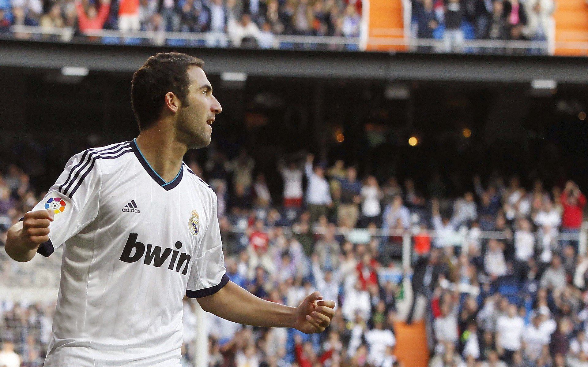 迪马利亚的致命弧线，墨西哥对阵巴黎，一记让悬念提前终结的射门