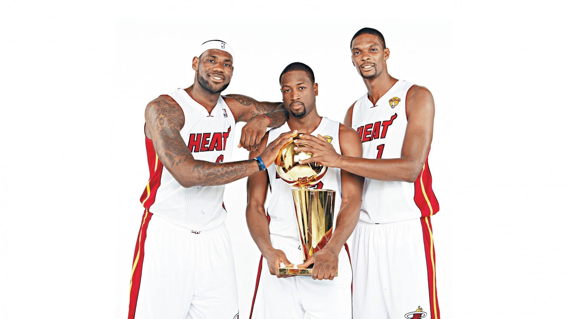 杰伦·格林爆发之夜，76人绝境求生，生死战力克公牛