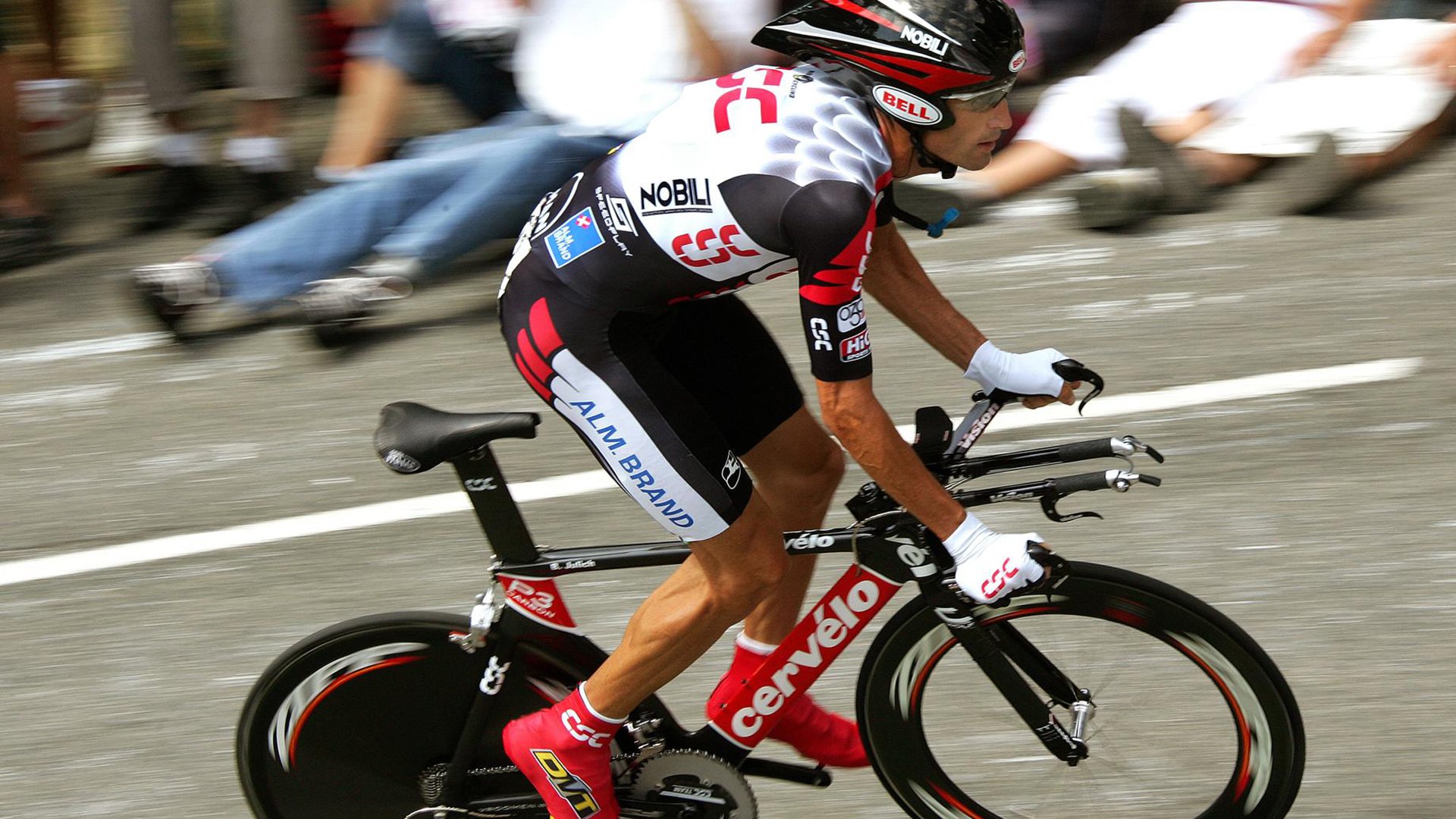 逆袭之夜，张本智和点燃赛场，波兰队惊天翻盘中国队